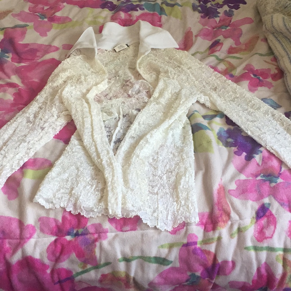 Top with white under thing